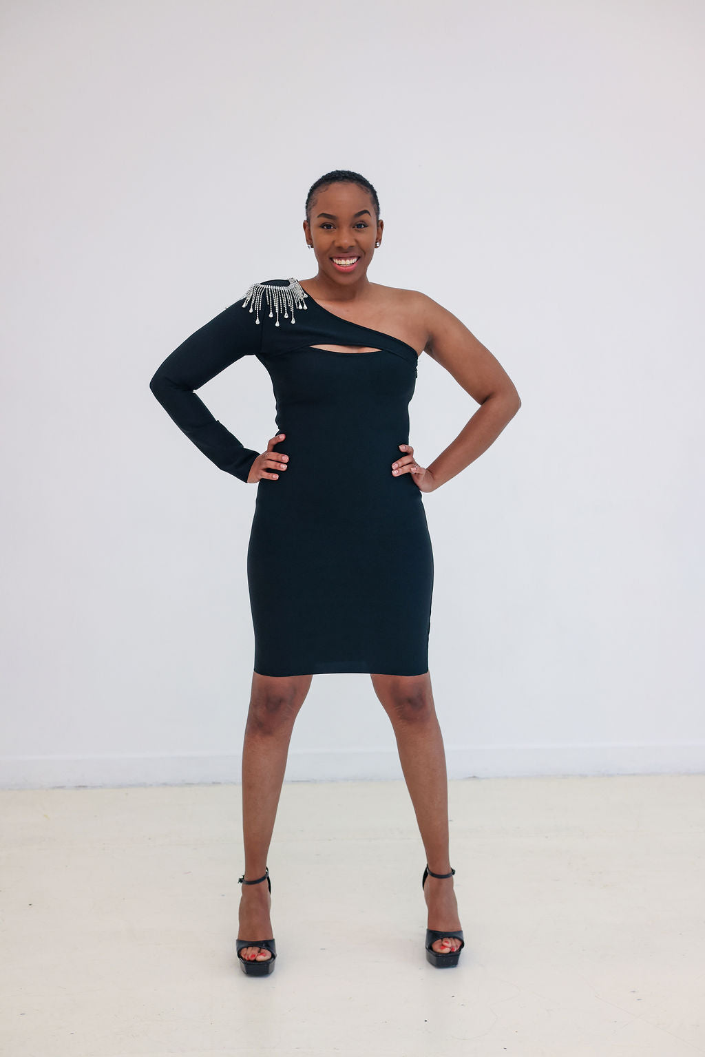 Teri Bandage One Shoulder Black Dress | Fierce Angels Fashion Medium (Size 6/8) Teri Bandage One Shoulder Black Dress | Fierce Angels Fashion Medium (Size 6/8)